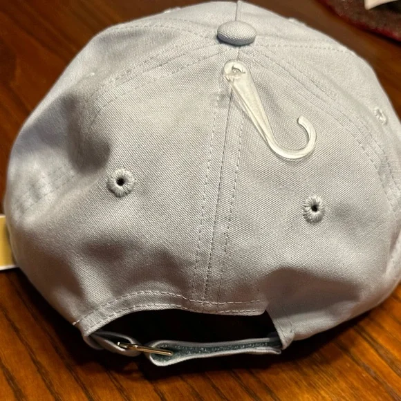 Unisex Michael Kors hat - Picture 2 of 4